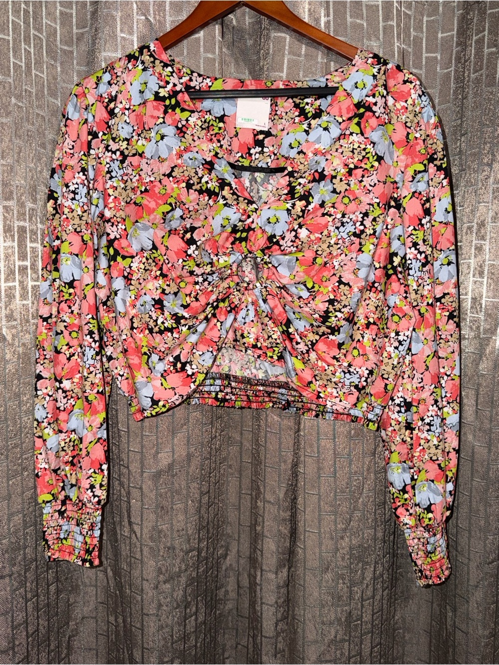 SO Coral Pink Floral Twist-Front key hole Crop Top